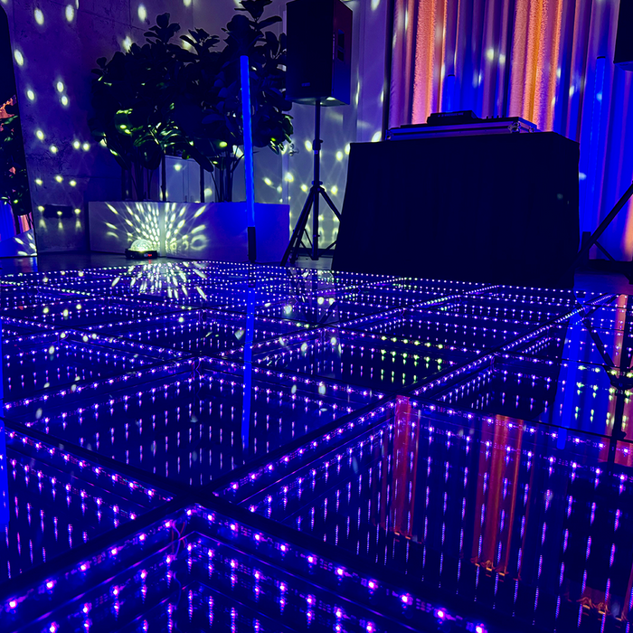 Light-Up Dance Floor (Infinity Mirror)