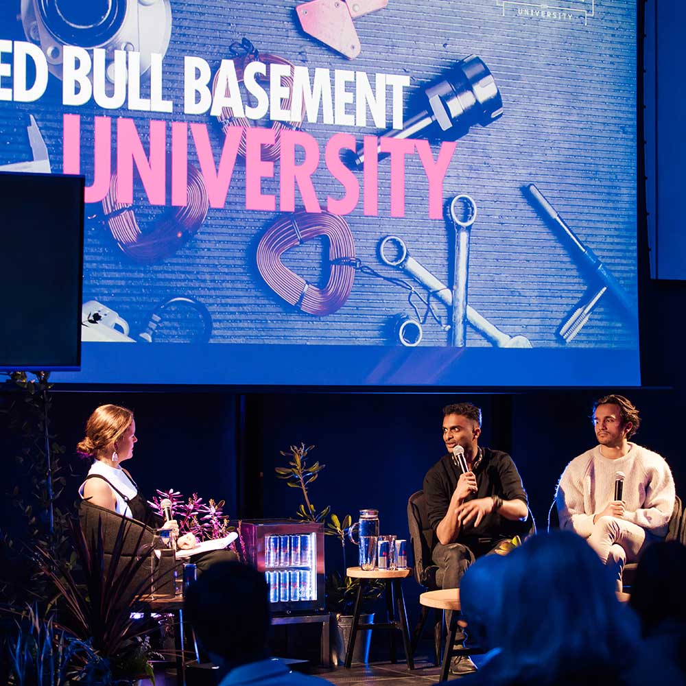 Microphone & PA System Hire Sydney & Melbourne DJ Warehouse Hire